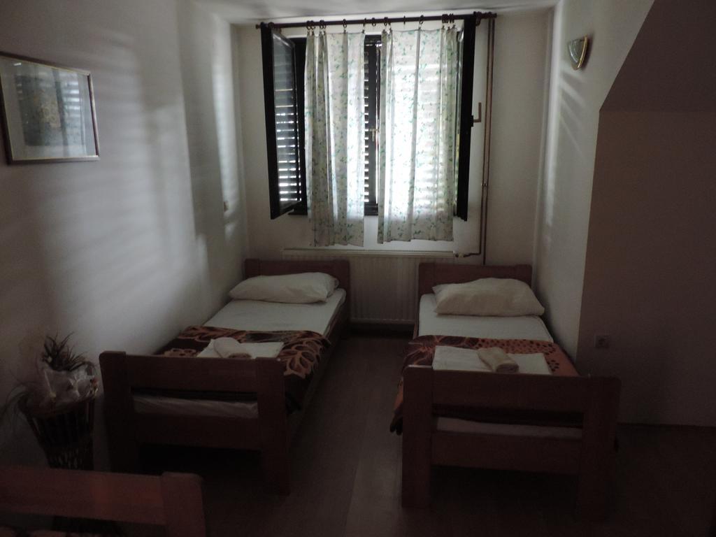 Bed And Breakfast Victoria โอกูลิน ห้อง รูปภาพ